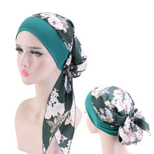 Load image into Gallery viewer, Printed Flowers Turban