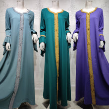 Load image into Gallery viewer, V Neck Abaya