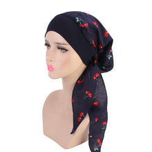 Load image into Gallery viewer, Printed Flowers Turban