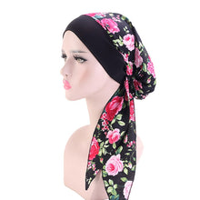 Load image into Gallery viewer, Printed Flowers Turban