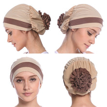 Load image into Gallery viewer, Flower Bun Turban
