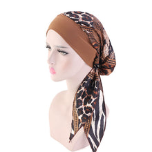 Load image into Gallery viewer, Printed Flowers Turban
