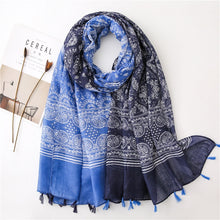 Load image into Gallery viewer, Daisy Floral Tassel Scarf
