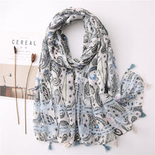 Load image into Gallery viewer, Daisy Floral Tassel Scarf
