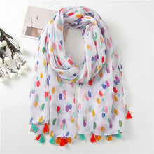 Load image into Gallery viewer, Daisy Floral Tassel Scarf
