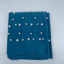 Load image into Gallery viewer, Velvet Turbans with Pearls
