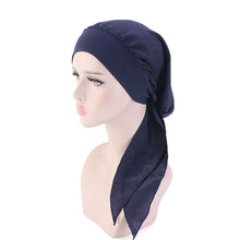 Load image into Gallery viewer, Printed Flowers Turban
