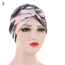 Load image into Gallery viewer, Foral Turban
