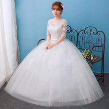 Load image into Gallery viewer, Vintage Wedding Dress
