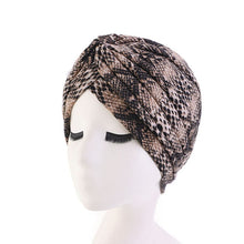 Load image into Gallery viewer, Foral Turban
