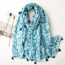 Load image into Gallery viewer, Pashmina Floral Scarf
