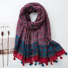 Load image into Gallery viewer, Daisy Floral Tassel Scarf
