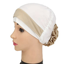 Load image into Gallery viewer, Flower Bun Turban
