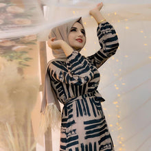 Load image into Gallery viewer, Horizontal Vertical Maxi Dress
