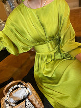 Load image into Gallery viewer, Sleeve Sashes Lace Up Midi Dress
